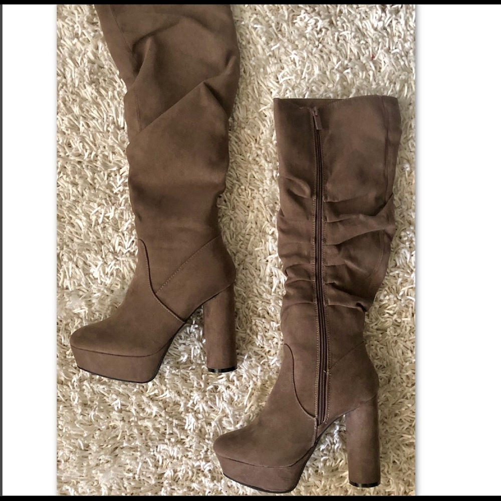 TAUPE SUEDE KNEE HIGH FUR BOOT - Picture 3 of 6